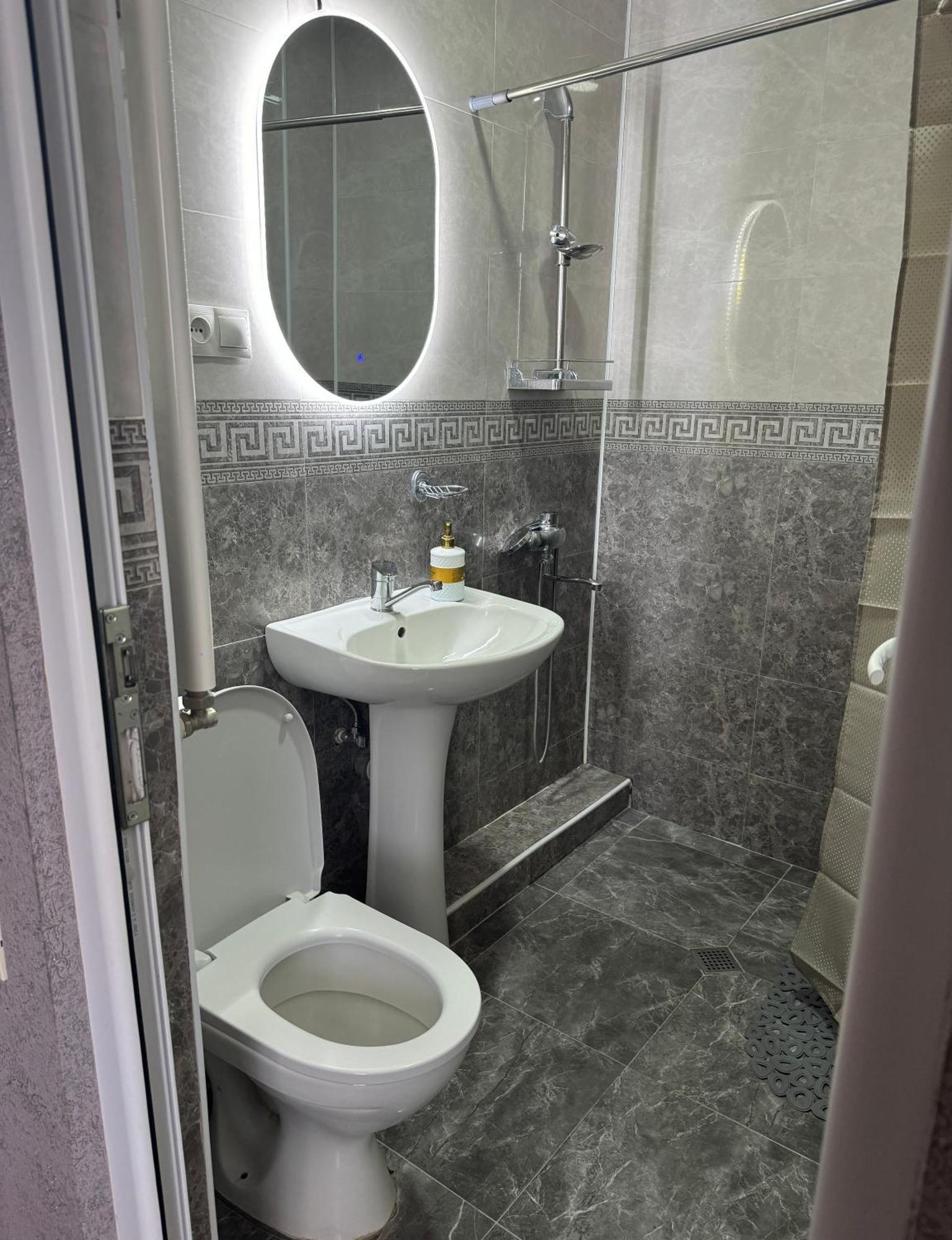 Hotel Elia Kazbegi Ngoại thất bức ảnh