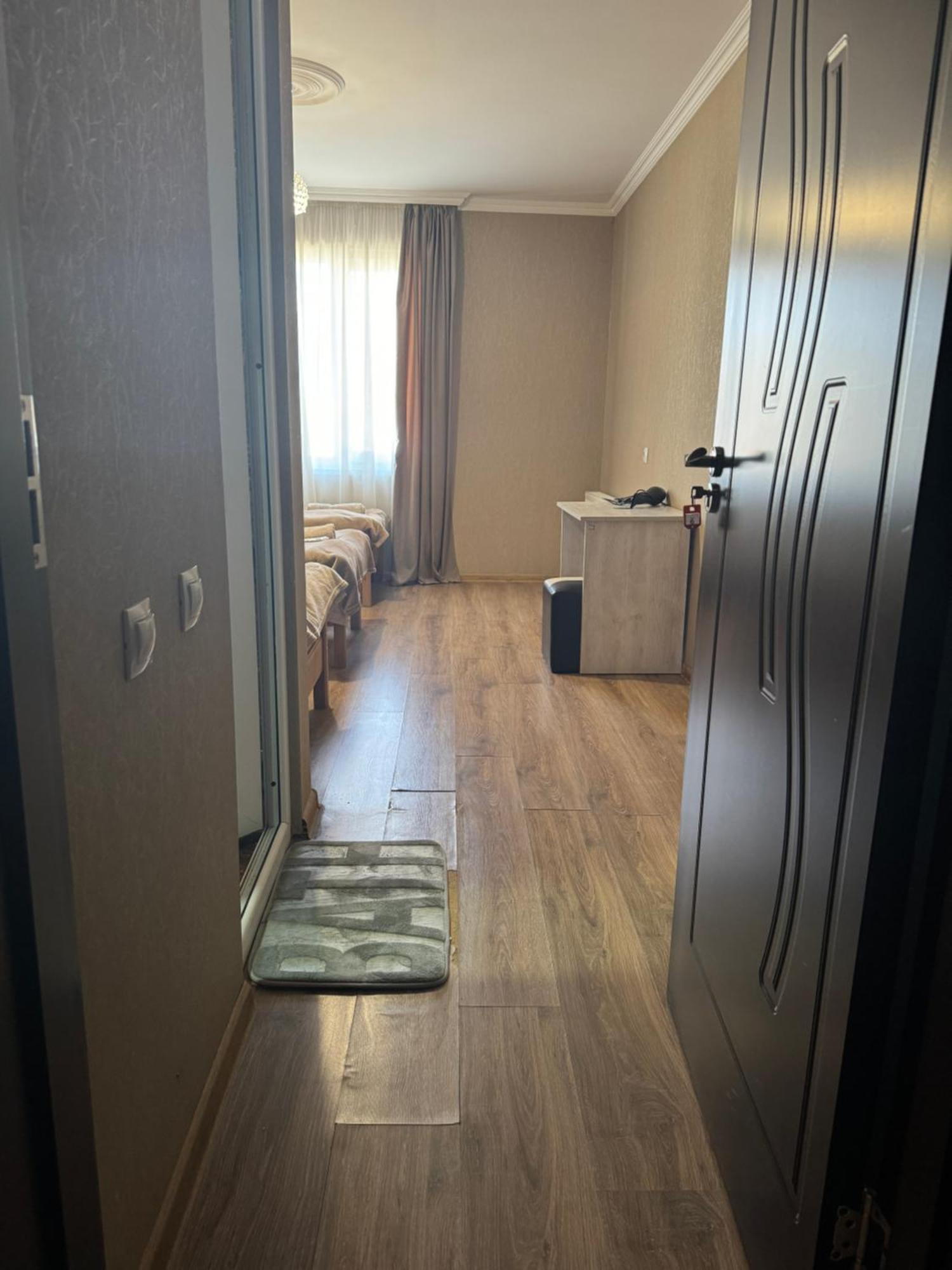 Hotel Elia Kazbegi Ngoại thất bức ảnh