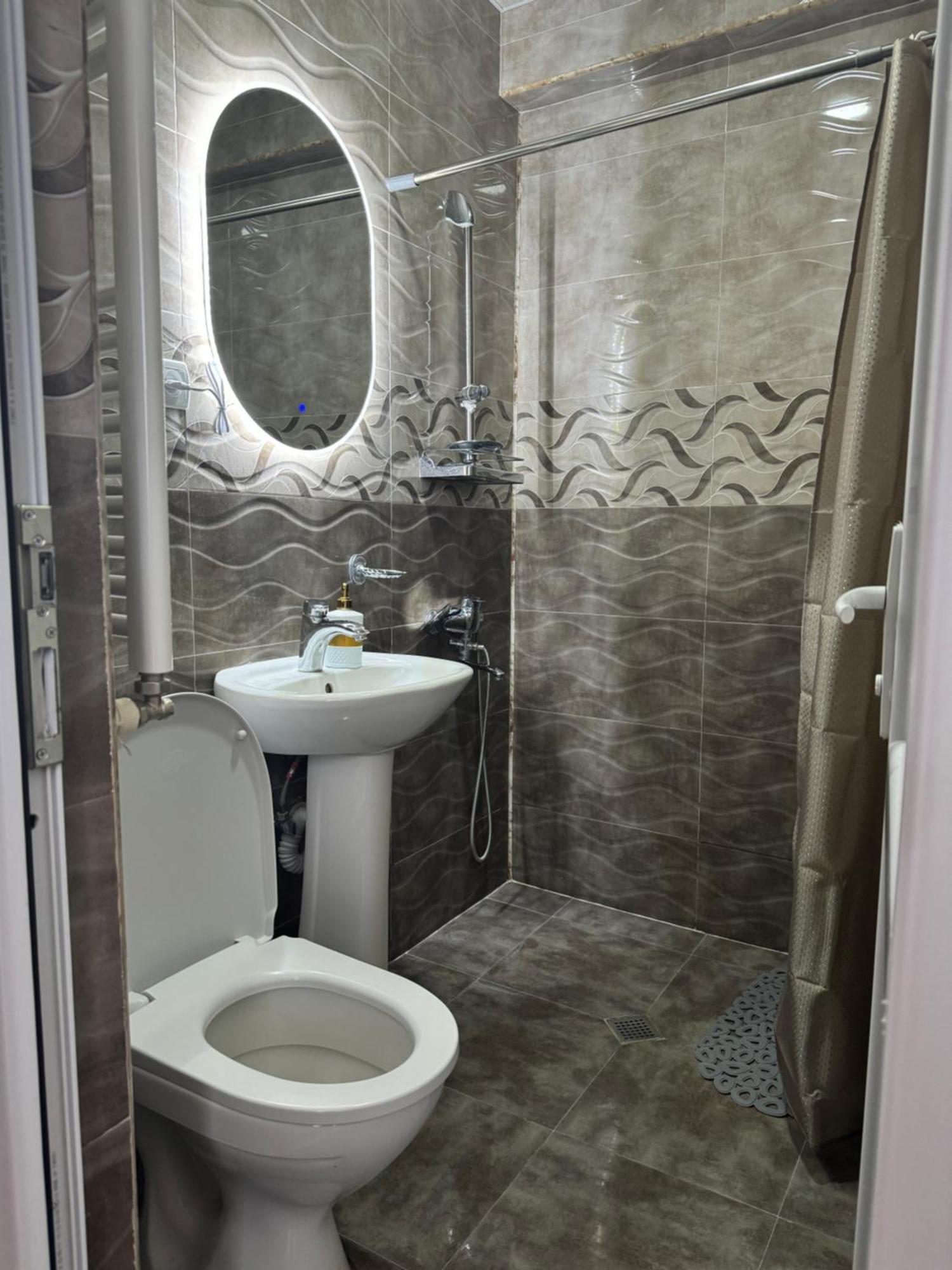 Hotel Elia Kazbegi Ngoại thất bức ảnh