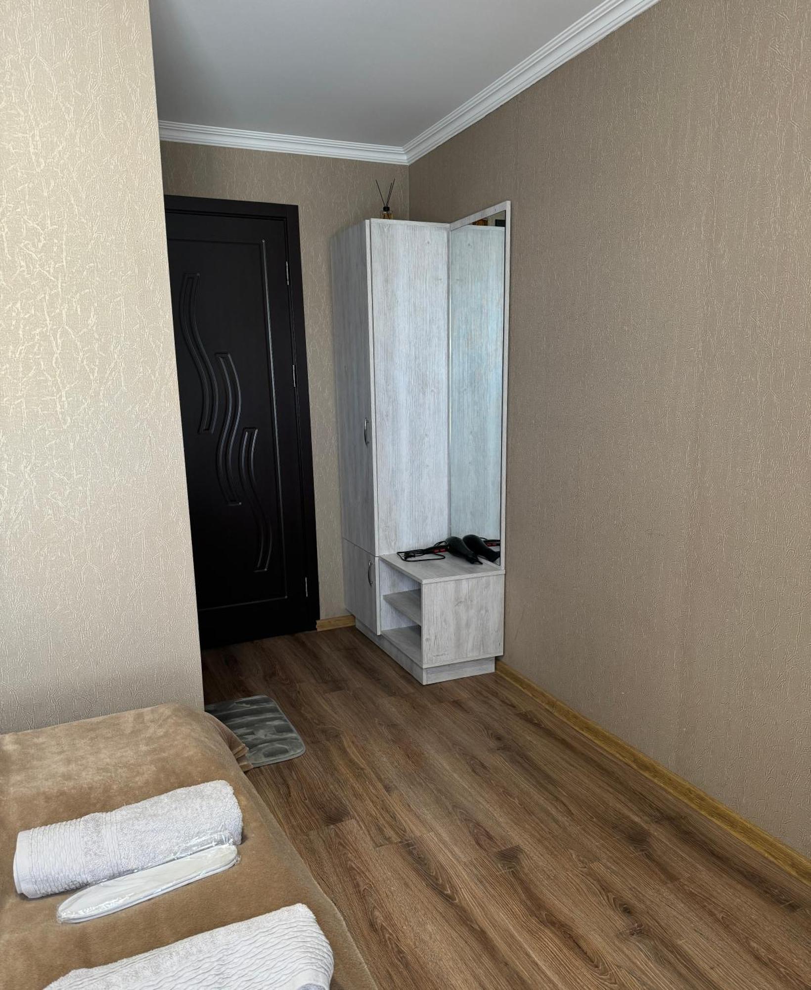 Hotel Elia Kazbegi Ngoại thất bức ảnh