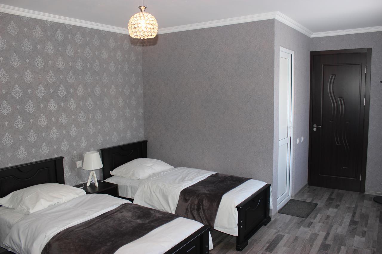Hotel Elia Kazbegi Ngoại thất bức ảnh