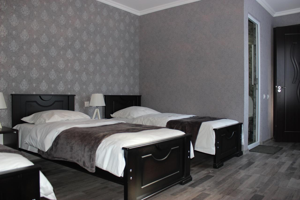 Hotel Elia Kazbegi Ngoại thất bức ảnh