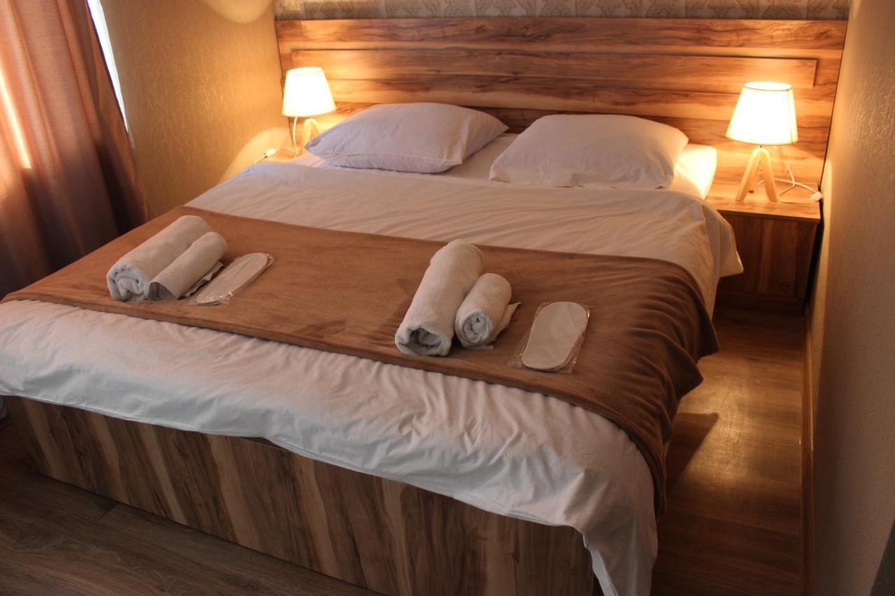Hotel Elia Kazbegi Ngoại thất bức ảnh